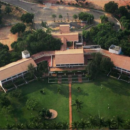 The Ashok Beach Resort Puducherry Eksteriør billede