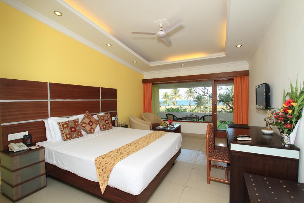 The Ashok Beach Resort Puducherry Værelse billede