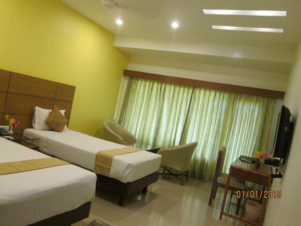 The Ashok Beach Resort Puducherry Eksteriør billede