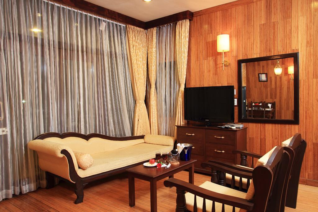 The Ashok Beach Resort Puducherry Eksteriør billede