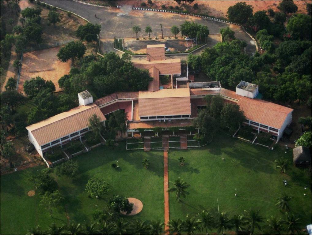 The Ashok Beach Resort Puducherry Eksteriør billede