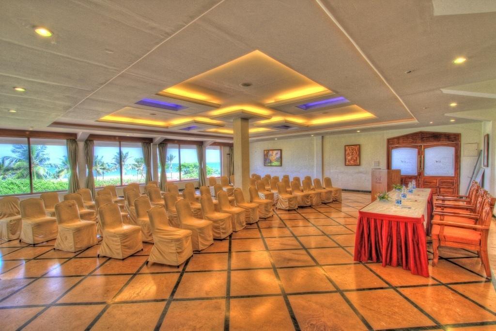 The Ashok Beach Resort Puducherry Eksteriør billede