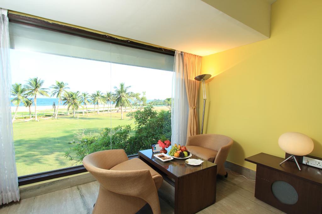 The Ashok Beach Resort Puducherry Eksteriør billede
