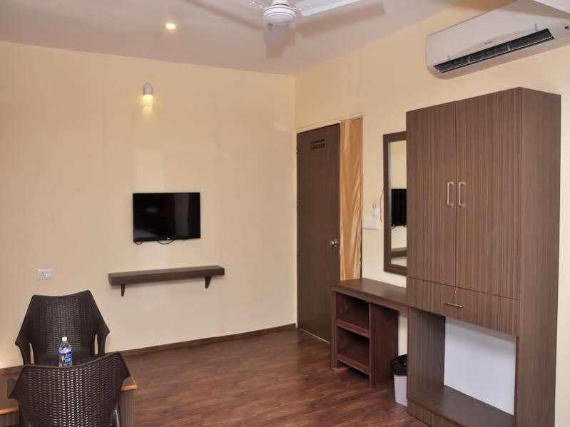 The Ashok Beach Resort Puducherry Eksteriør billede